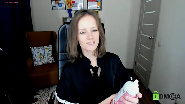 FrancescaCollins online show from September 22, 2025, 3:36 pm