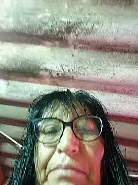 clarita 01 online show from October 23, 2025, 11:20 am