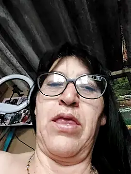 clarita 01 online show from November 10, 2025, 11:42 am