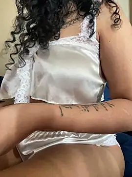 Indianbutter11 online show from February 18, 2025, 8:49 am