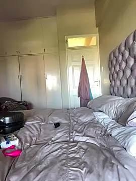 Indianbutter11 online show from February 22, 2025, 6:28 am