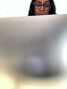 Indianbutter11 online show from September 10, 2025, 5:40 am