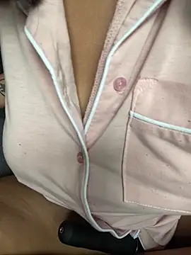 Indianbutter11 online show from November 11, 2025, 5:18 am