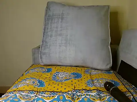 Snapshot of lavishh_linds chatting on March 12, 2025, 4:30 am lavishh linds online show from March 12, 2025, 4:30 am