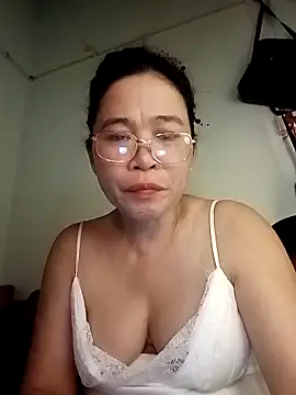 Snapshot of Sexy-asslove90 chatting on September 19, 2025, 6:08 pm Sexy-asslove90 online show from September 19, 2025, 6:08 pm