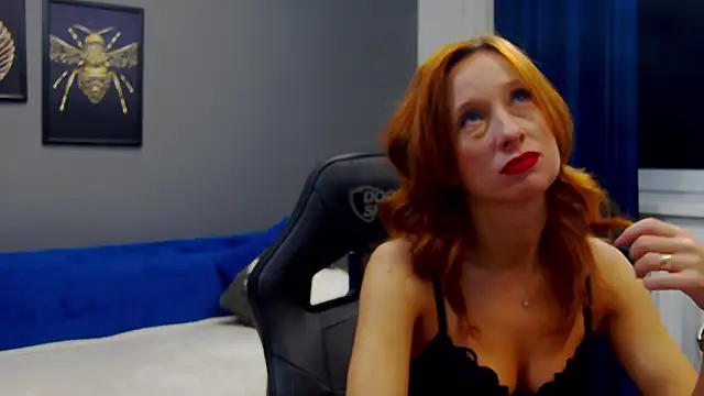 Snapshot of AnneHove chatting on January 30, 2025, 4:58 am AnneHove online show from January 30, 2025, 4:58 am