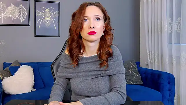 Snapshot of AnneHove chatting on December 2, 2025, 6:08 am AnneHove online show from December 2, 2025, 6:08 am