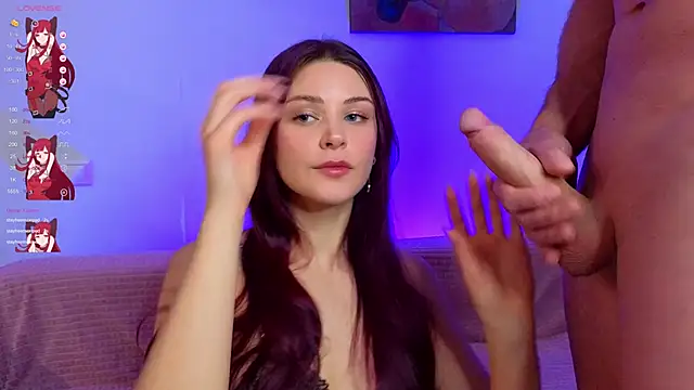 Snapshot of MaxMia chatting on February 13, 2025, 5:16 am MaxMia online show from February 13, 2025, 5:16 am