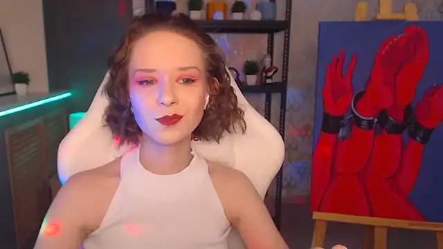 Snapshot of FascinatingEyess chatting on December 21, 2024, 7:38 pm FascinatingEyess online show from December 21, 2024, 7:38 pm