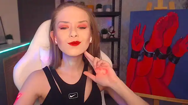 Snapshot of FascinatingEyess chatting on January 17, 2025, 9:39 pm FascinatingEyess online show from January 17, 2025, 9:39 pm