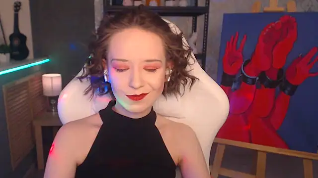 Snapshot of FascinatingEyess chatting on February 27, 2025, 6:40 am FascinatingEyess online show from February 27, 2025, 6:40 am
