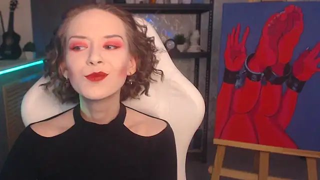 Snapshot of FascinatingEyess chatting on September 9, 2025, 5:56 pm FascinatingEyess online show from September 9, 2025, 5:56 pm
