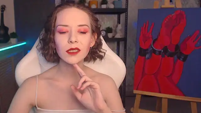 Snapshot of FascinatingEyess chatting on October 1, 2025, 6:47 pm FascinatingEyess online show from October 1, 2025, 6:47 pm