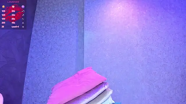 VanessaKalo online show from November 27, 2025, 1:29 am