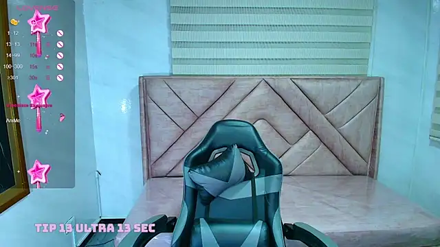 Snapshot of Dakotha_v_ chatting on February 13, 2025, 3:29 am Dakotha v online show from February 13, 2025, 3:29 am