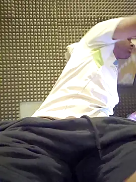 mykecockslong online show from September 23, 2025, 4:32 pm