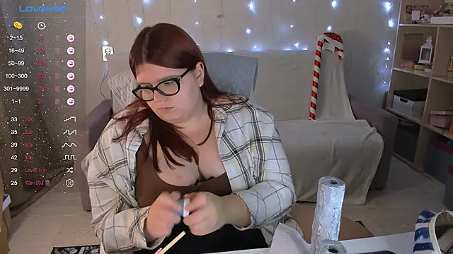 Snapshot of Melissa_Purr chatting on December 24, 2024, 5:55 pm Melissa Purr online show from December 24, 2024, 5:55 pm
