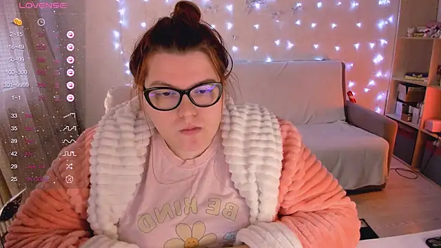 Snapshot of Melissa_Purr chatting on January 7, 2025, 11:48 am Melissa Purr online show from January 7, 2025, 11:48 am