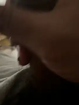 Snapshot of jstevens2800 chatting on December 10, 2024, 9:33 am jstevens2800 online show from December 10, 2024, 9:33 am