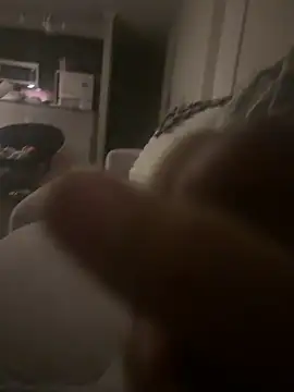 Snapshot of jstevens2800 chatting on December 19, 2024, 10:45 am jstevens2800 online show from December 19, 2024, 10:45 am