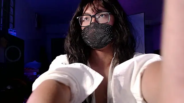 Snapshot of Erin_Song chatting on October 24, 2025, 3:19 pm Erin Song online show from October 24, 2025, 3:19 pm