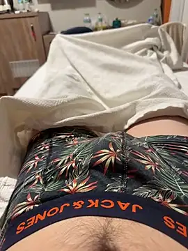 Snapshot of youngermansas chatting on September 25, 2025, 2:43 pm youngermansas online show from September 25, 2025, 2:43 pm