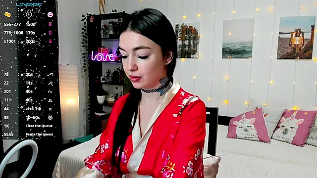 Snapshot of Magic_Allie chatting on January 27, 2025, 7:46 pm Magic Allie online show from January 27, 2025, 7:46 pm