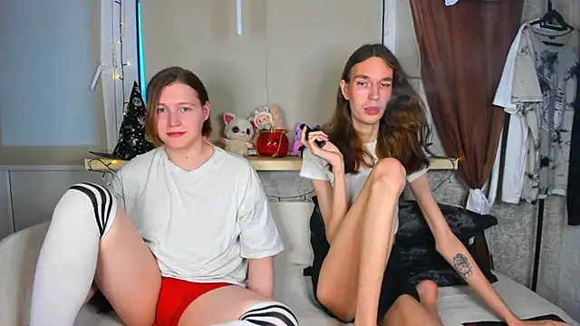 Snapshot of Calvin_and_Kevin chatting on October 24, 2025, 12:12 pm Calvin and Kevin online show from October 24, 2025, 12:12 pm