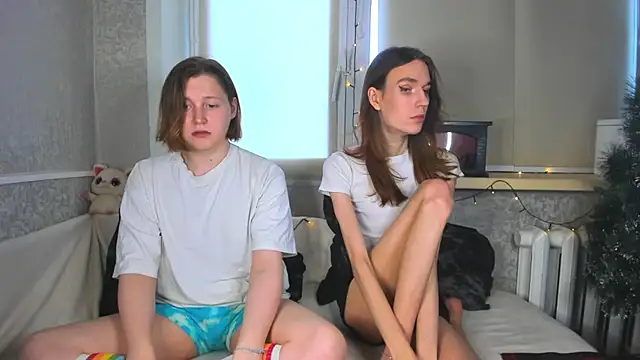 Snapshot of Calvin_and_Kevin chatting on December 15, 2025, 6:06 am Calvin and Kevin online show from December 15, 2025, 6:06 am