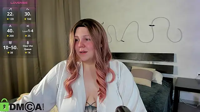 Ruth Oliver online show from October 31, 2025, 1:06 am