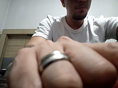 Terry Bogardd online show from November 20, 2025, 4:23 am