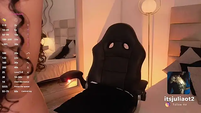 Snapshot of mssjulia chatting on February 12, 2025, 9:01 pm mssjulia online show from February 12, 2025, 9:01 pm