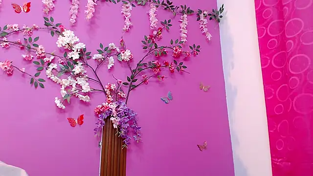 Snapshot of Watagatapitusberry1 chatting on February 14, 2025, 2:18 am Watagatapitusberry1 online show from February 14, 2025, 2:18 am