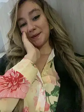 MaryDeniro online show from January 28, 2025, 10:34 pm