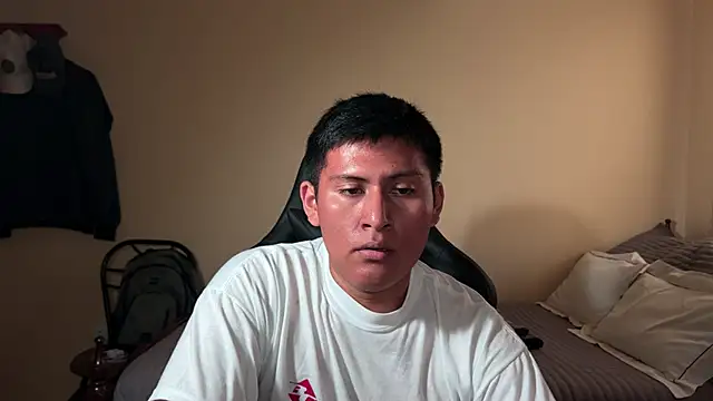 JoshuaTls08 online show from January 20, 2025, 10:15 pm