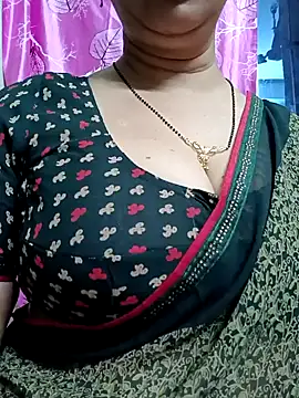 Snapshot of Rosy-B chatting on January 16, 2025, 12:55 am Rosy-B online show from January 16, 2025, 12:55 am