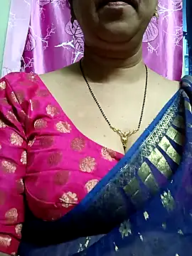 Snapshot of Rosy-B chatting on February 11, 2025, 12:28 am Rosy-B online show from February 11, 2025, 12:28 am
