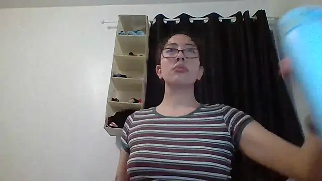 Snapshot of LorenaAnderson chatting on February 12, 2025, 10:26 pm LorenaAnderson online show from February 12, 2025, 10:26 pm