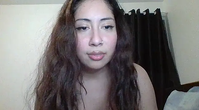 Snapshot of LorenaAnderson chatting on February 15, 2025, 12:33 pm LorenaAnderson online show from February 15, 2025, 12:33 pm