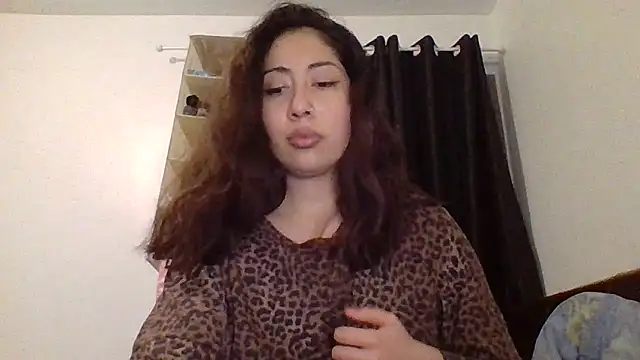 Snapshot of LorenaAnderson chatting on February 22, 2025, 12:27 am LorenaAnderson online show from February 22, 2025, 12:27 am