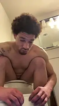 Snapshot of Clearlytothepoint420 chatting on January 4, 2025, 7:03 am Clearlytothepoint420 online show from January 4, 2025, 7:03 am