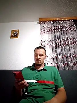 mayk18cm online show from September 25, 2025, 8:34 pm