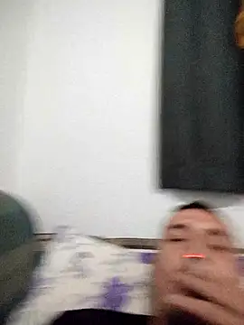 mayk18cm online show from November 14, 2025, 9:46 pm