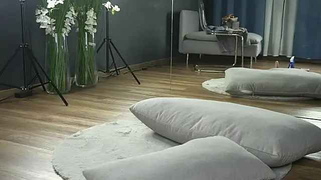 Cherrysweett online show from February 2, 2025, 9:30 am