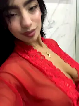 IzzyWild online show from October 1, 2025, 10:32 am