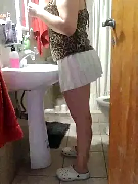 Snapshot of mybodyarg chatting on November 10, 2025, 10:47 am mybodyarg online show from November 10, 2025, 10:47 am