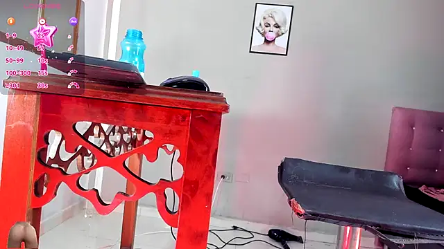 Jimena Grey online show from October 31, 2025, 10:38 am