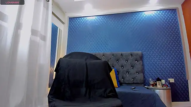 Snapshot of bower_and_colucci chatting on January 16, 2025, 2:30 pm bower and colucci online show from January 16, 2025, 2:30 pm