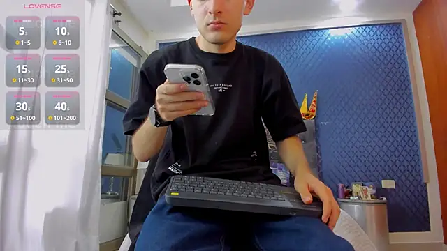 Snapshot of bower_and_colucci chatting on February 7, 2025, 2:15 pm bower and colucci online show from February 7, 2025, 2:15 pm