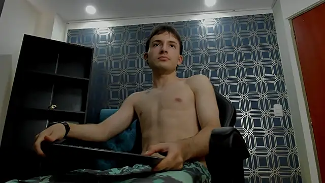 Snapshot of bower_and_colucci chatting on February 8, 2025, 8:21 pm bower and colucci online show from February 8, 2025, 8:21 pm